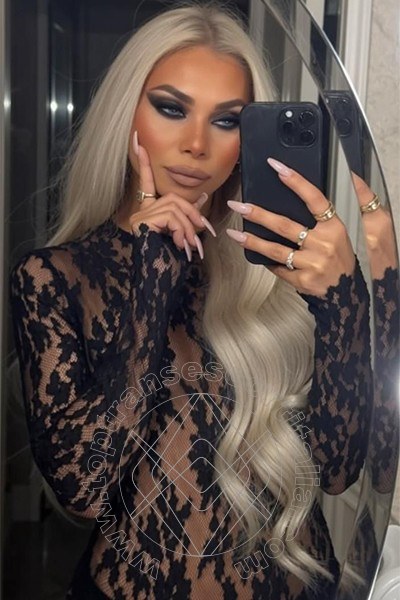 Foto selfie 12 di Bruna Dior transescort Alba Adriatica