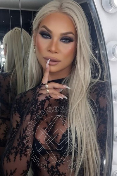 Foto selfie 11 di Bruna Dior transescort Alba Adriatica
