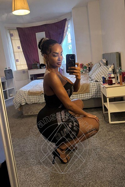Foto selfie 14 di Maya Venere transescort Milano