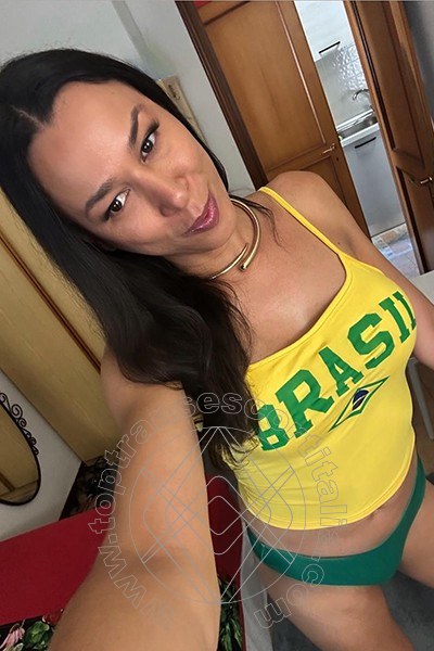Foto selfie 2 di Larissa Cardoso transescort Modena