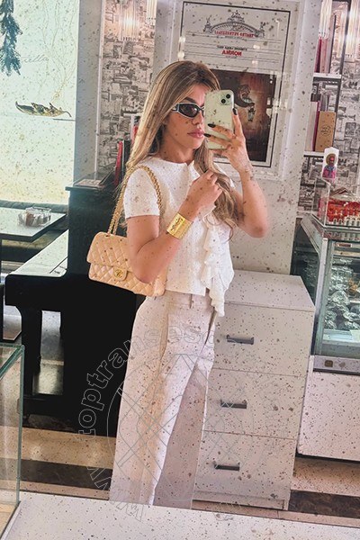 Foto selfie 1 di Rafaella Menicucci Xxl transescort Napoli