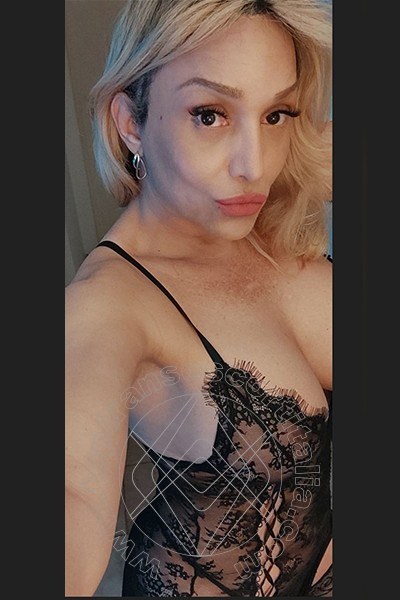Foto selfie di Simona Kiss transescort Pordenone