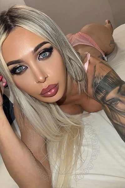 Foto selfie 3 di Rossana Bulgari Italiana transescort Roma