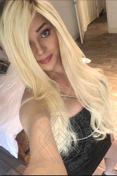 Foto selfie di Illary Angel transescort Lecce